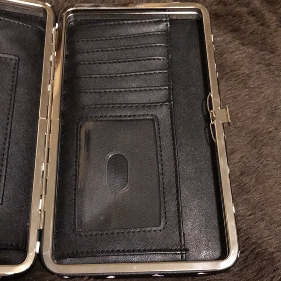 Wallet - Picture 3 of 4